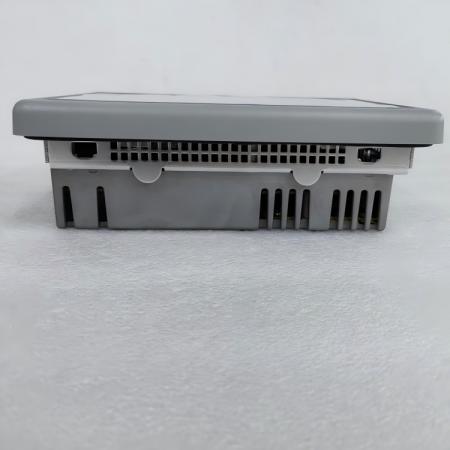 Allen-Bradley 2711P-T7C4D1
